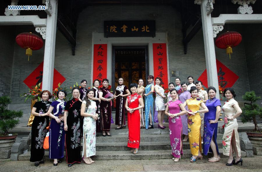 Cheongsam show held around China