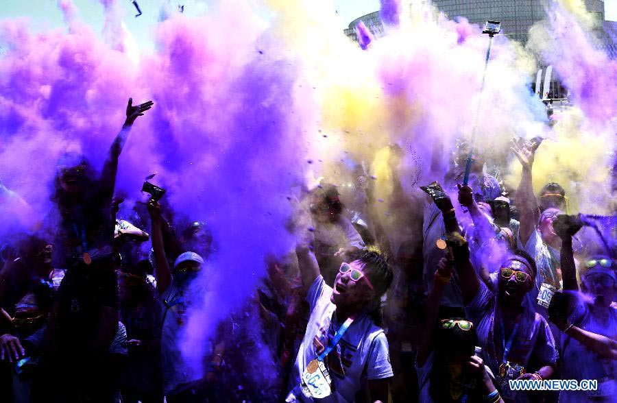 5km Color Run spreads joy in Beijing