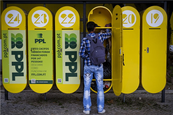 Lockers change lives for homeless