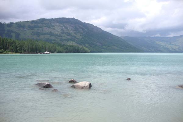 Kanas Lake, A Gem Set in Xinjiang's Mountains