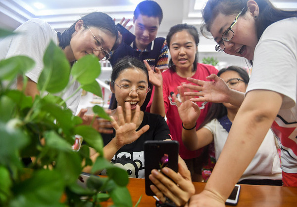 In Jilin, females make a point about business