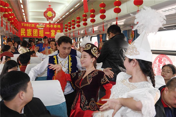 Spring Festival Gala on T302 train