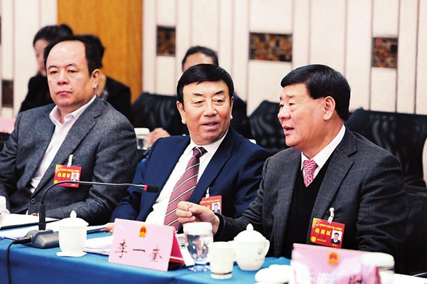 Provincial CPPCC members, deputies share views on government work report