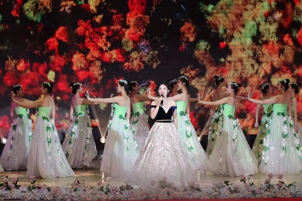 Huadian White Birch Festival opens in Jilin province