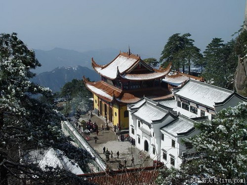 Autumn ideal on Jiuhua Mountain