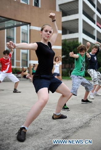German students experience Chinese culture during summer camp
