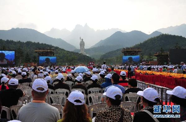 99-meter-high Ksitigarbha Bodhisattva statue consecrated in Anhui