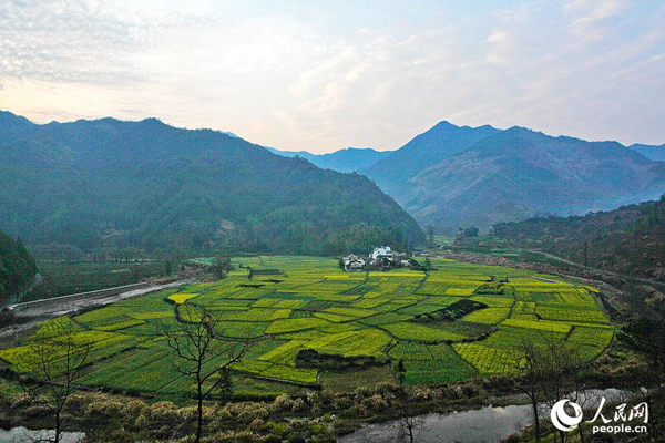 Travel destination in spring: Xiuning county in Anhui