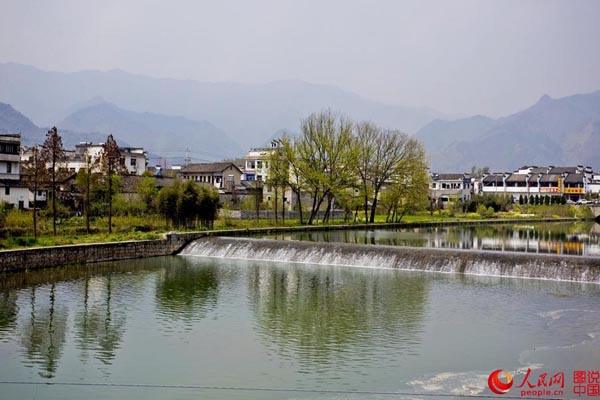 Picturesque scenery in Hongcun Village