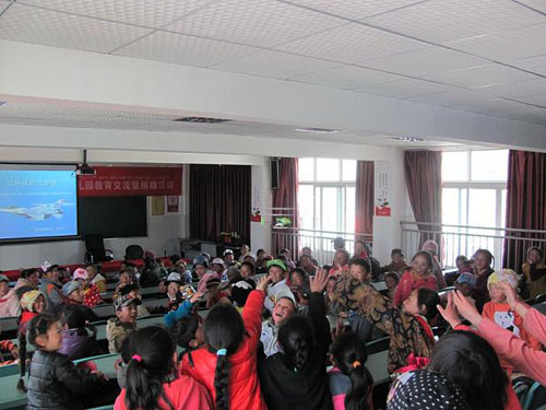 Wenjiang promotes science among ethnic students