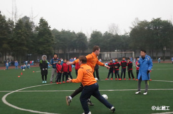 Dutch coaches teach football in Wenjiang