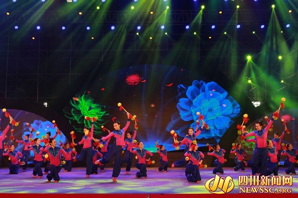 Wenjiang square dancers win first prize in Sichuan