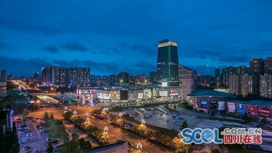 Rise of commercial circles in Wenjiang