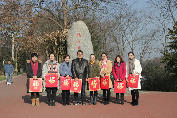 Power-walking event held in Tianfu sub-district