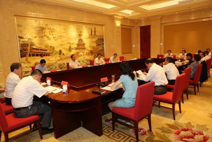 Jin Xiaotao inspects Shanxi’s healthcare reform