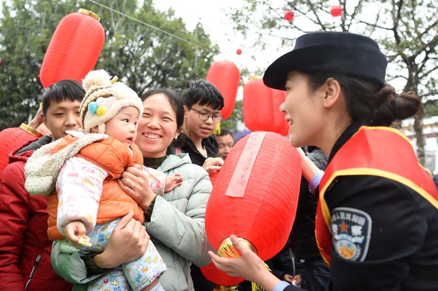 Legal promotion ahead of Lantern Festival