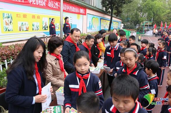 Legal publicity in Hubei province