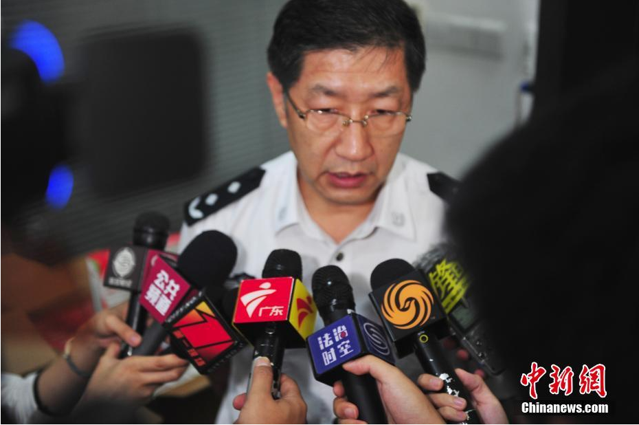 Shenzhen Customs destroy huge smuggling gang