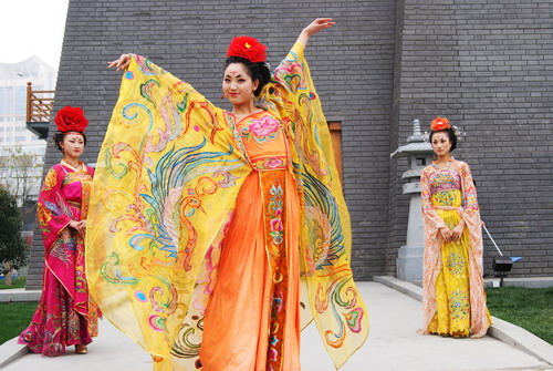 Tang Dynasty Culture and Fashion Show