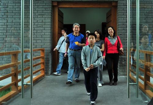 Visitors at Daming Palace Pavilion