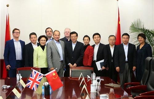 President Li Wei meets with chairman of 48 Group Club