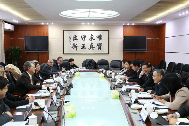 Li Wei meets with president of European Union Chamber of Commerce in China