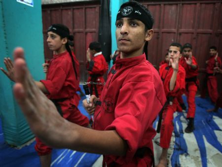 Chinese Kungfu fascinates Palestinian children in Gaza