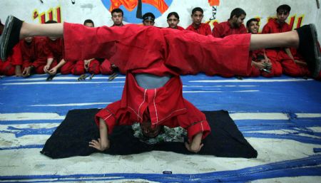 Chinese Kungfu fascinates Palestinian children in Gaza