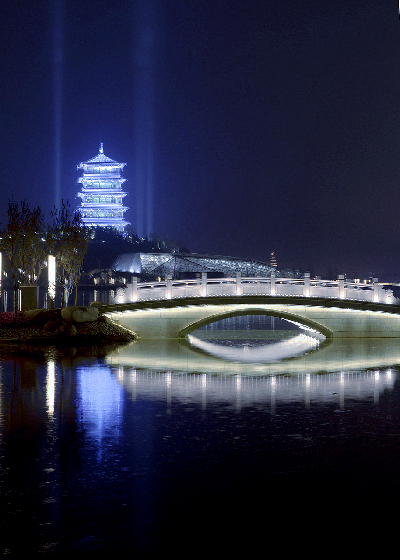 Night scene of the Expo site