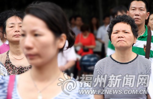 高考“爱心直通车”圆满落幕　爱心司机收获快乐