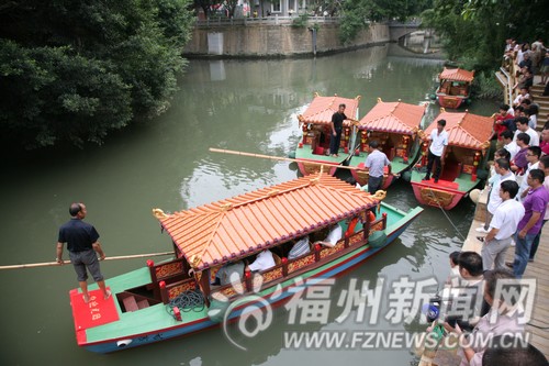 六艘仿古福船试水白马河　白马河游线路将会延长