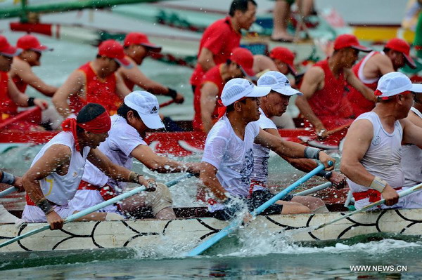 Lianjiang celebrates Dragon Boat Festival