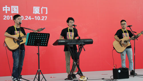 Cross-Straits original music concert opens in Haicang