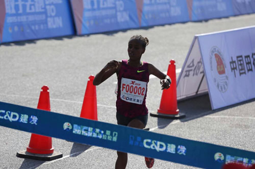 Xiamen international marathon winners break records