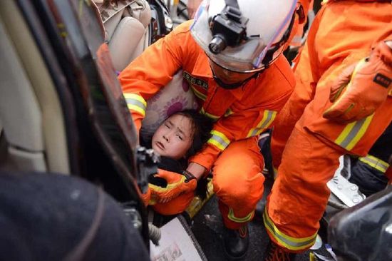 E China Highway pileup kills 2