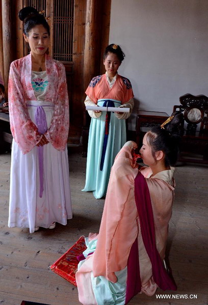 Chinese traditional coming-of-age ritual for girls