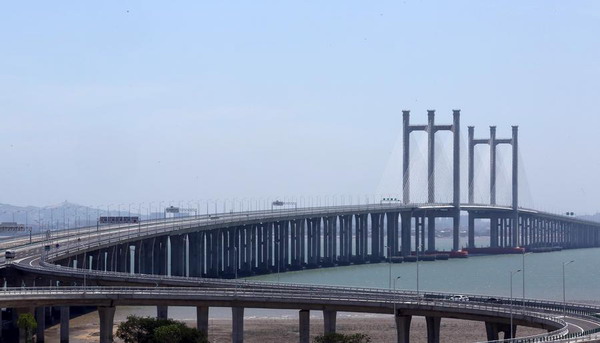Sea bridge opens in Quanzhou