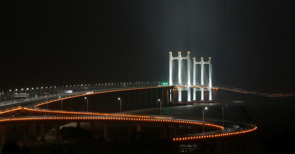 Sea bridge opens in Quanzhou