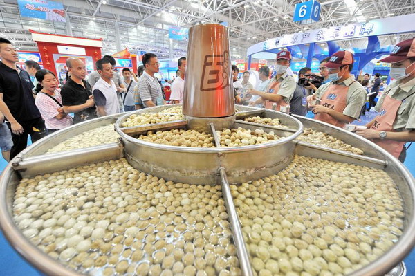 Fishery expo kicks off in Fuzhou