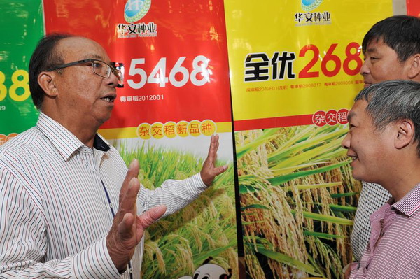 Expert promotes hybrid rice in Fujian