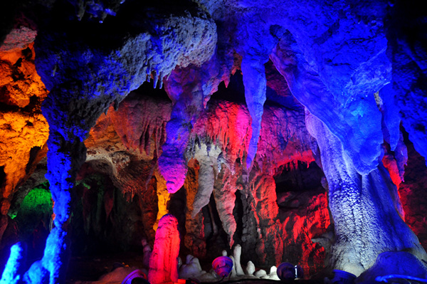 Fujian's highest karst cave opens to public