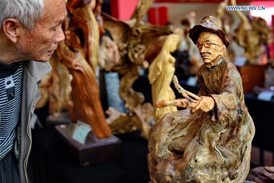 Cross-strait craftwork expo held in SE China's Fujian