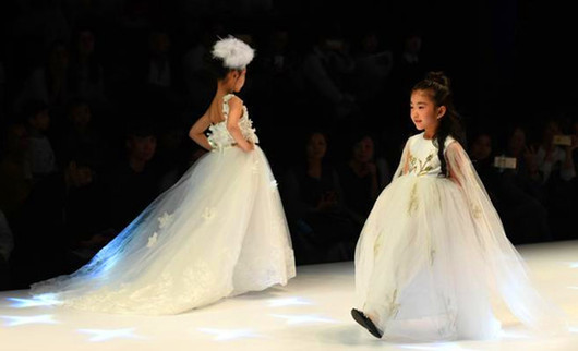 Children's fashion shows at Shishi Fashion Week 2017