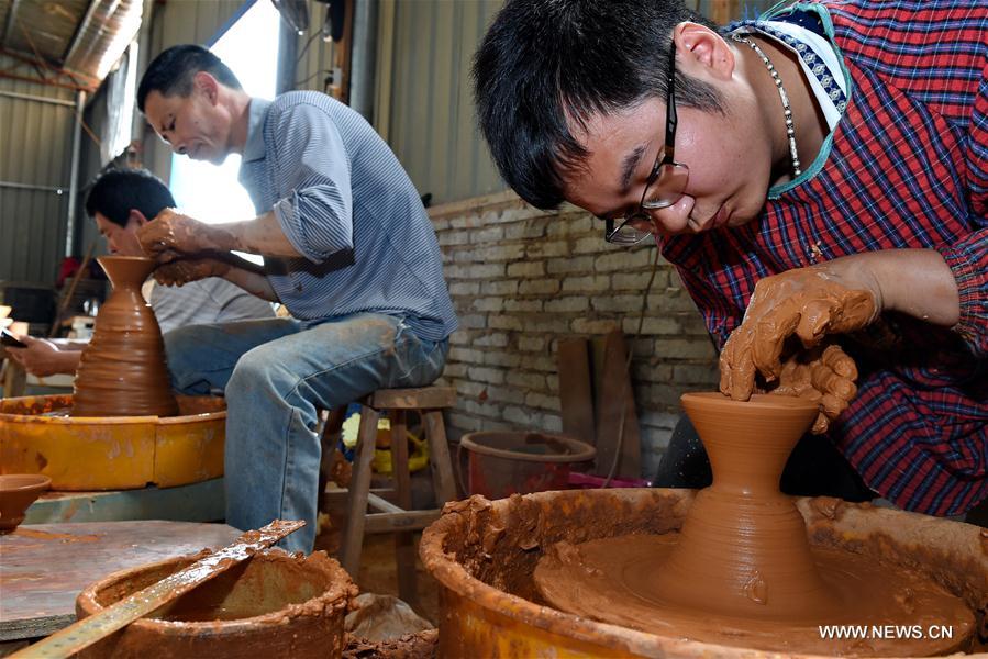 Technique of making Jianzhan porcelain