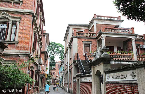 Bookstore taps art potential of Gulangyu Island heritage