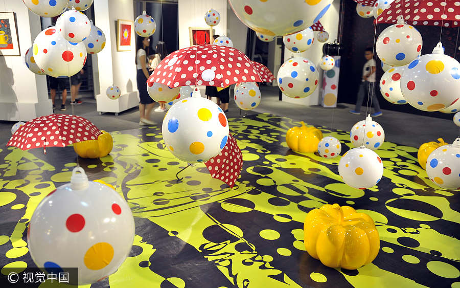 Japanese artist Kusama displays her polka dot artworks in Fuzhou
