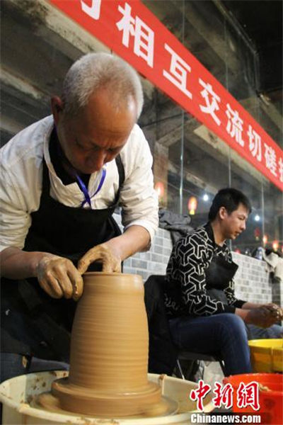 Pottery-making competition kicks off in Fujian