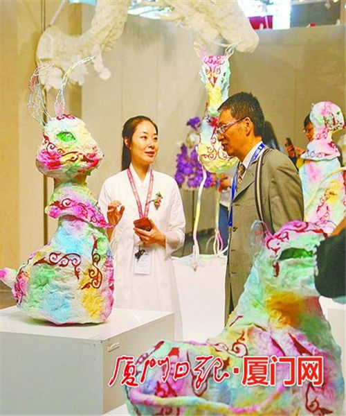 Cross-Straits paper art expo kicks off in Xiamen