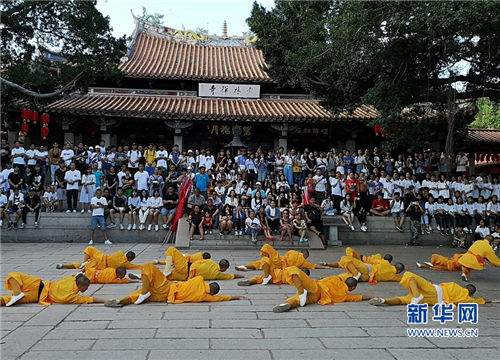 Quanzhou welcomes freshmen from Hong Kong, Macao and Taiwan