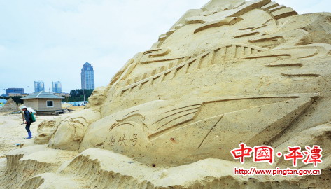 Creative sand sculptures at Haiyu Square in Pingtan